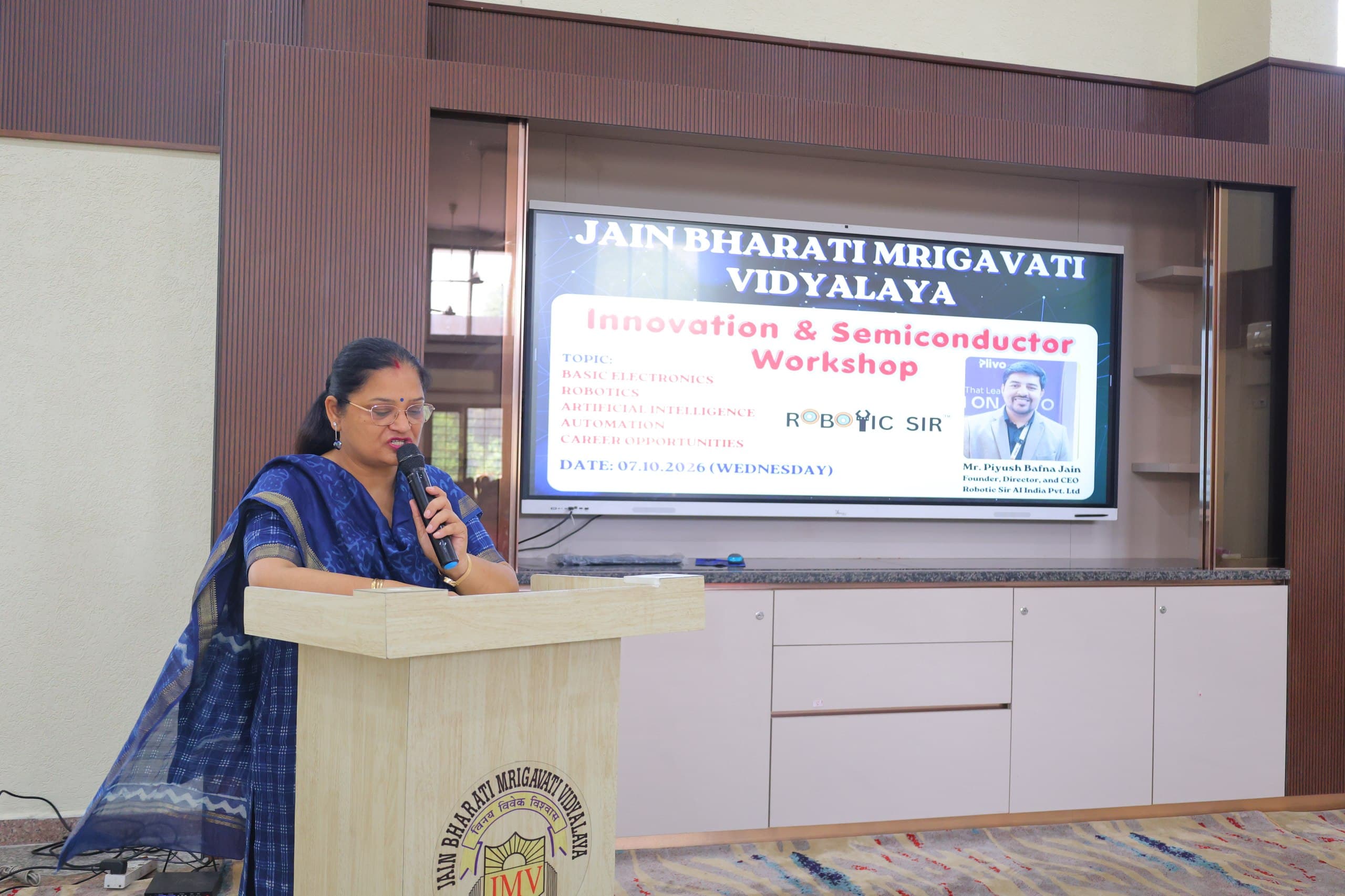 Jain Bharti Core Electronics Workshop by Robotic Sir photo 5