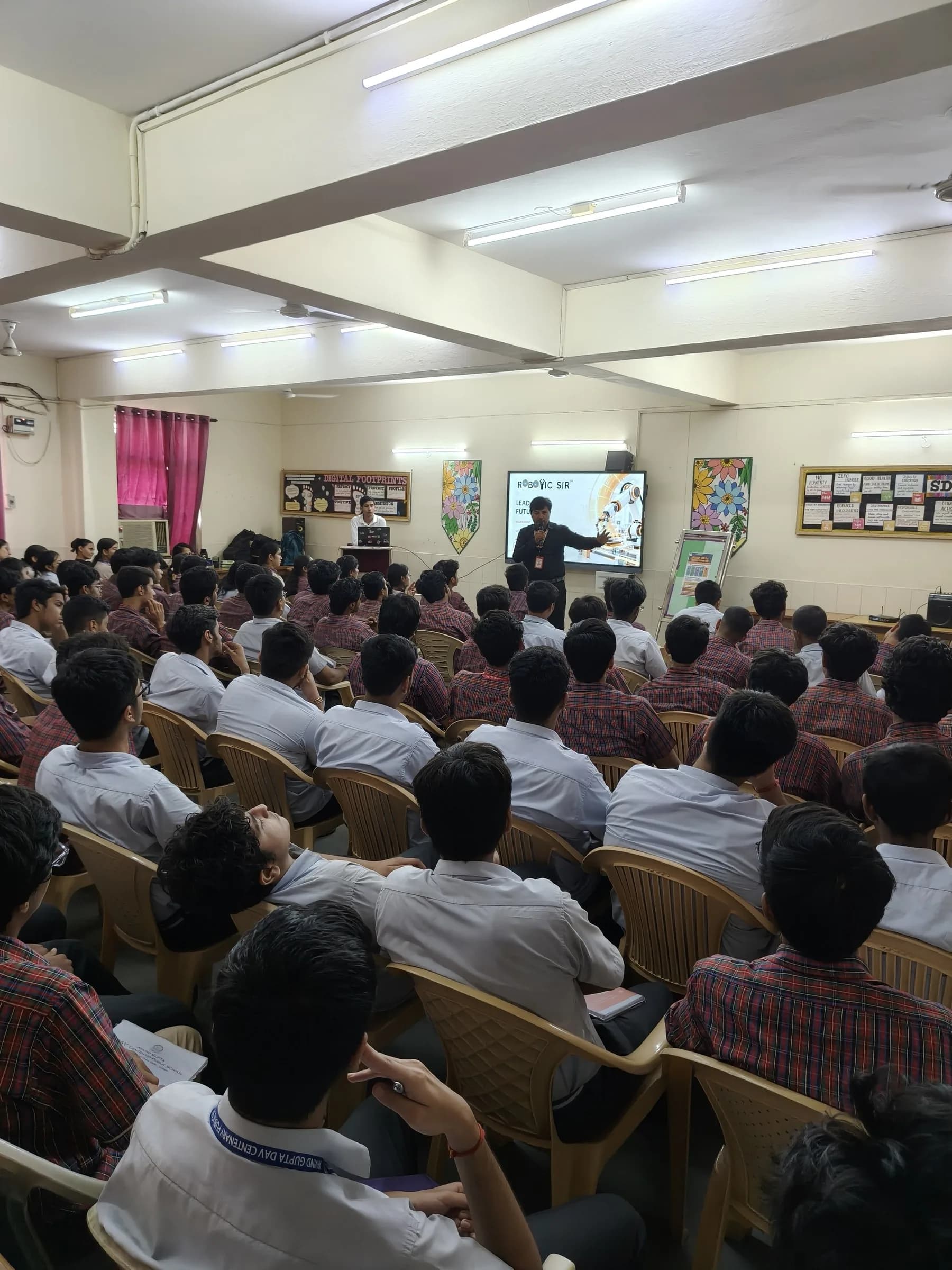 Students at A.G. D.A.V. Centenary Public School attending an AI robotics and core electronics workshop by Robotic Sir photo 5