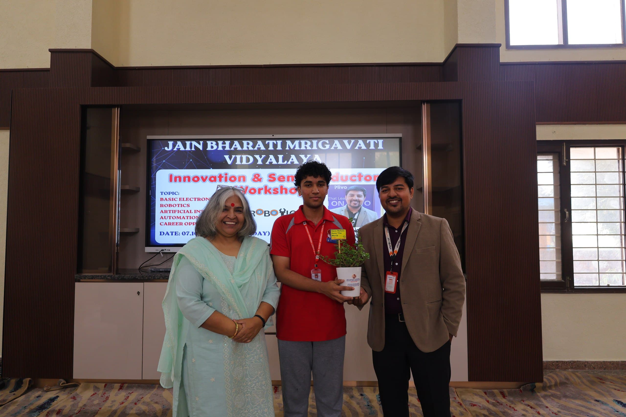 Jain Bharti Core Electronics Workshop by Robotic Sir photo 7