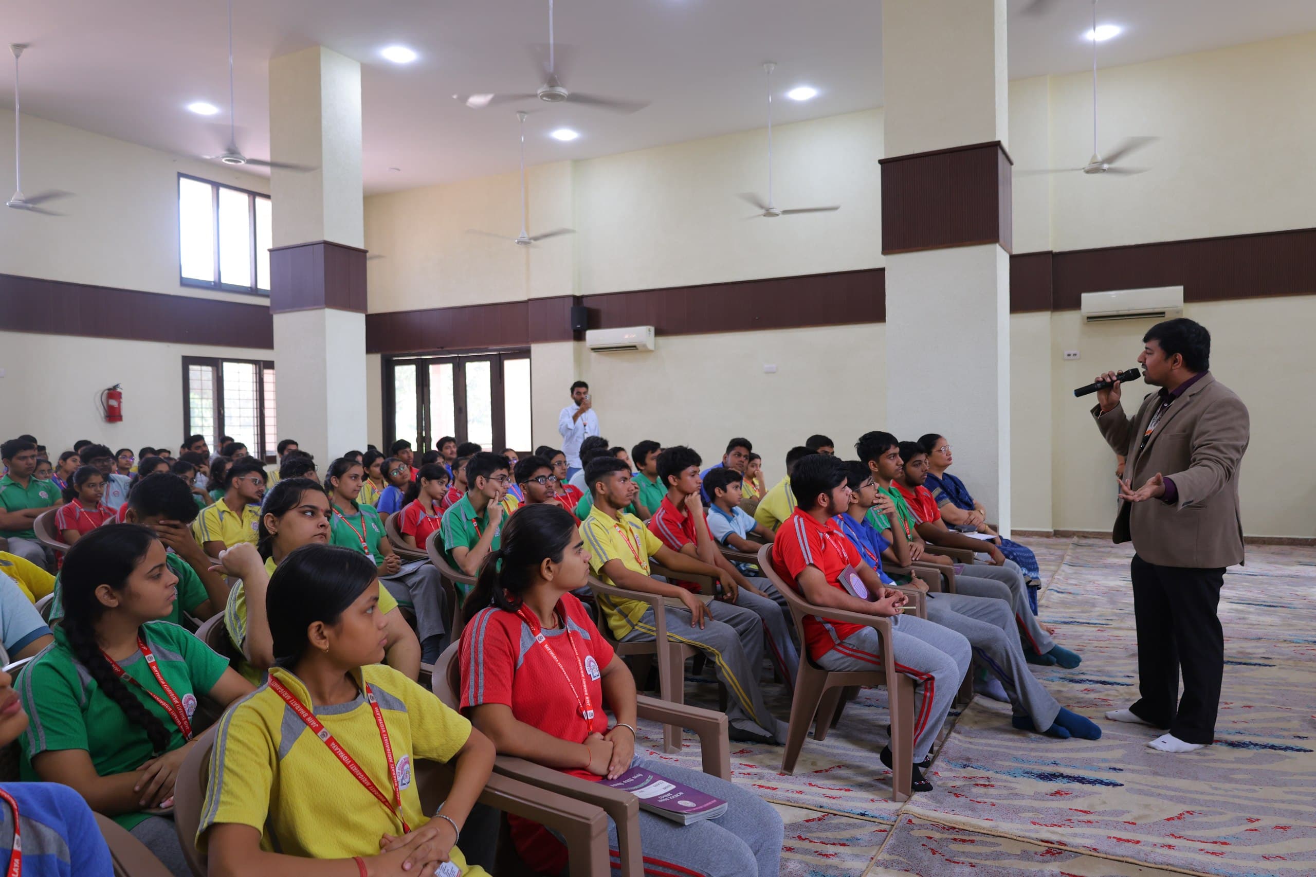 Jain Bharti Core Electronics Workshop by Robotic Sir photo 9