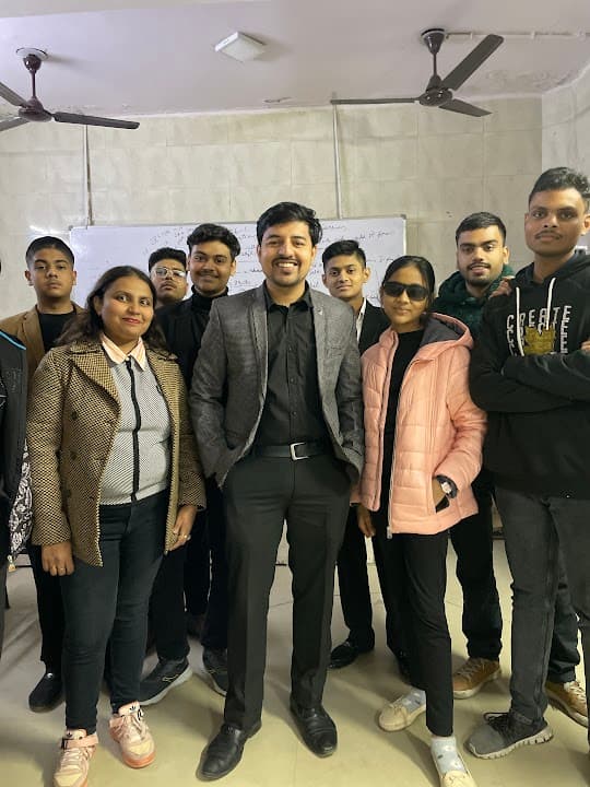 Three-Day AI Flood Workshop on artificial intelligence conducted by Robotic Sir in Laxmi Nagar
