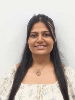 Pari Shukla robotics student profile photo